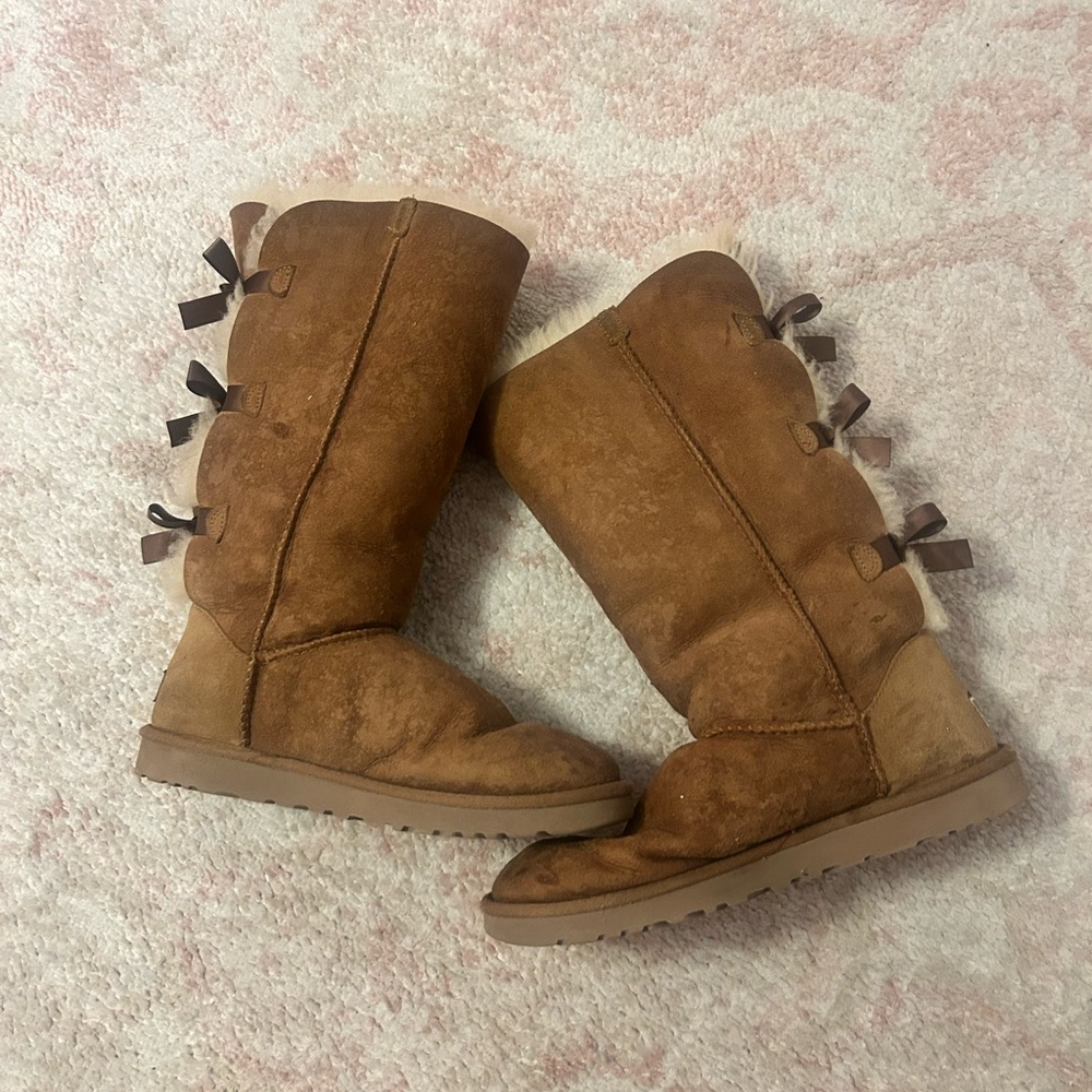 Cozy Brown Women's Winter UGG Boots with Bows